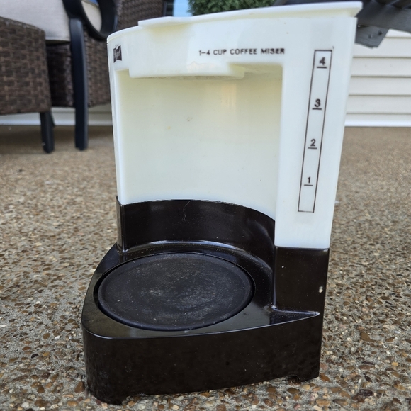 Vintage Regal Coffee Miser 1-4 Cup Poly Drip Coffee Maker USA K7549 Tested Works - Picture 10 of 13